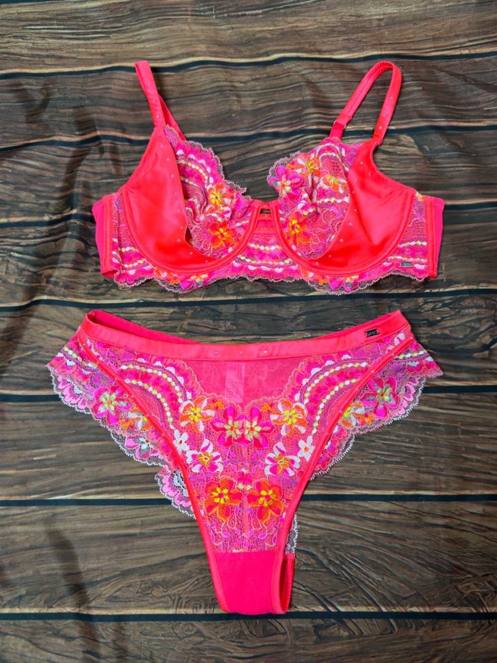 Vamp Pink Floral Embroidered Lace Underwire Sheer Bra & Panty Set 36DD Lingerie